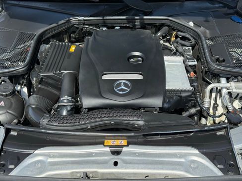 Used 2018 Mercedes-Benz C 300 Sedan image 34