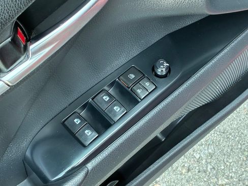 Used 2018 Toyota Camry SE FWD image 54