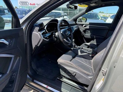 Certified 2022 Audi Q3 2.0T Premium Plus image 16