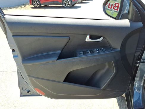 Used 2015 Kia Sportage LX AWD/4WD image 12