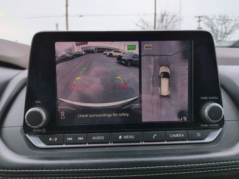 Used 2021 Nissan Rogue SL image 20