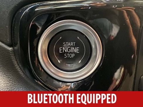 Used 2025 Chevrolet Silverado 1500 LT AWD/4WD image 17