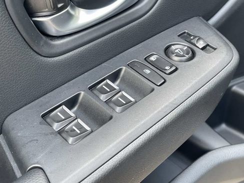Used 2025 Honda Pilot Touring image 30