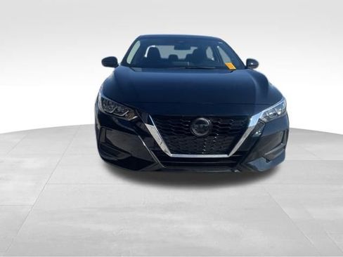 Used 2023 Nissan Sentra SV image 3