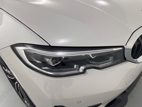 Certified 2022 BMW 330i xDrive Sedan w/ Premium Package 2 image 9