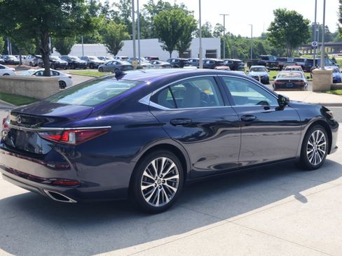 Used 2020 Lexus ES 350 w/ Premium Package FWD image 9