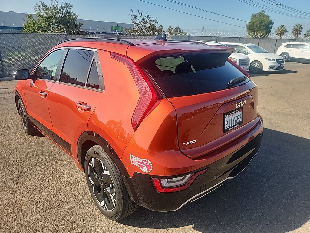 Used 2023 Kia Niro Wave FWD image 10