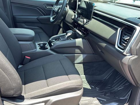 New 2025 GMC Canyon Elevation w/ Convenience Package image 21