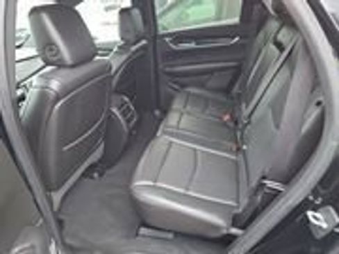 Used 2020 Cadillac XT5 Premium Luxury image 10