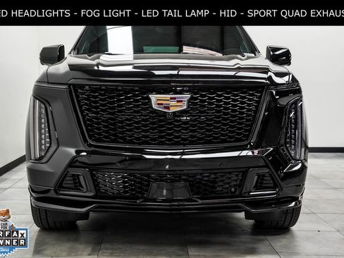 Used 2025 Cadillac Escalade V w/ LPO, Floor Liner Package image 4