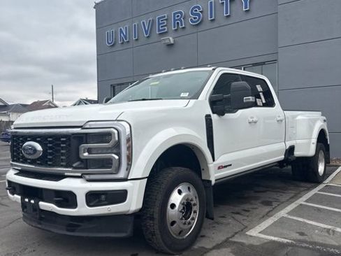 Used 2025 Ford F450 Platinum w/ FX4 Off-Road Package image 1