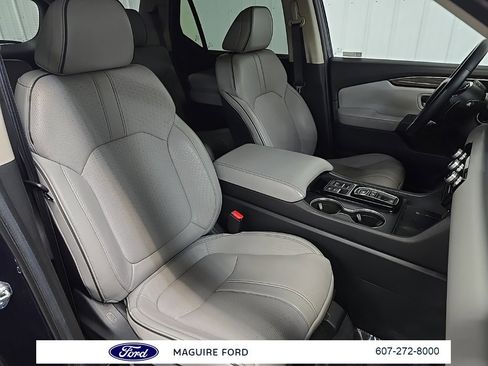 Used 2024 Honda Pilot Elite image 18