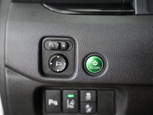 Used 2018 Honda Pilot Elite image 50