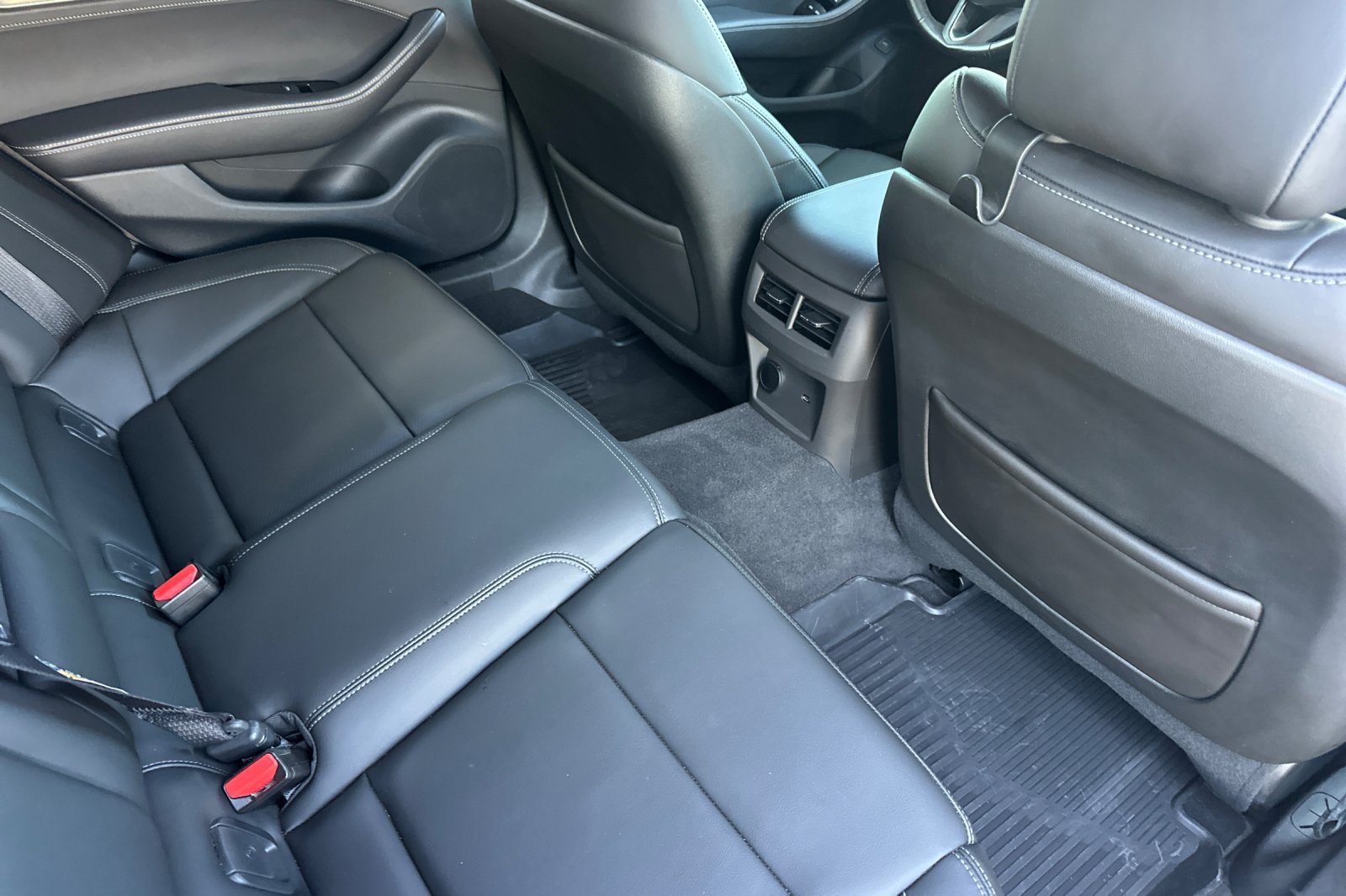 Certified 2024 Cadillac CT5 Luxury w/ Sun And Sound Package RWD image 18
