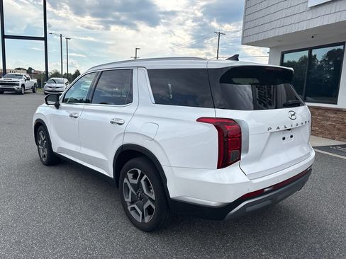 Used 2024 Hyundai Palisade SEL w/ Premium Package AWD/4WD image 7