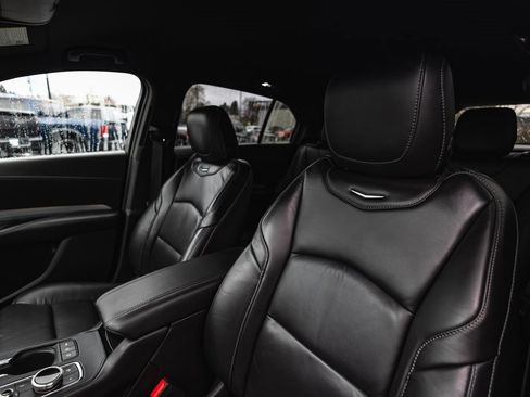 Used 2023 Cadillac XT4 Premium Luxury image 22