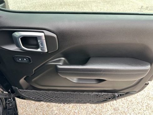 Certified 2022 Jeep Wrangler Unlimited Sport image 40