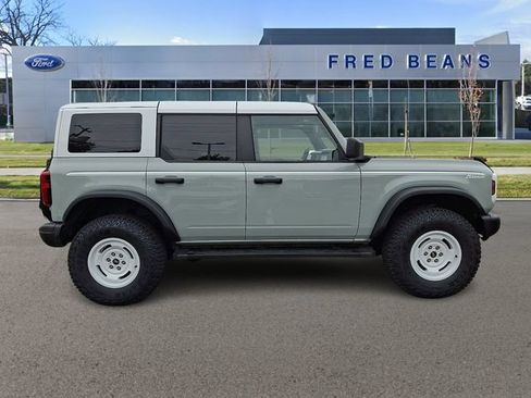 Used 2023 Ford Bronco Heritage Edition AWD/4WD image 11
