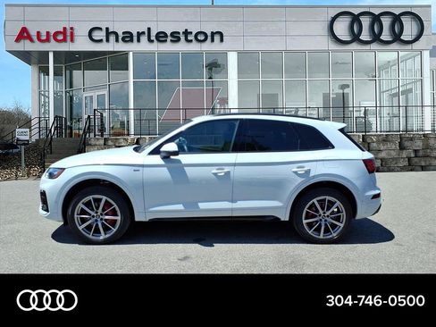 Used 2024 Audi Q5 e Prestige w/ Prestige Package AWD/4WD image 6