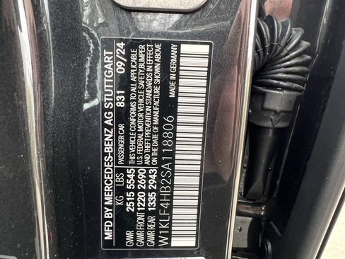 Certified 2025 Mercedes-Benz E 350 4MATIC Sedan image 37