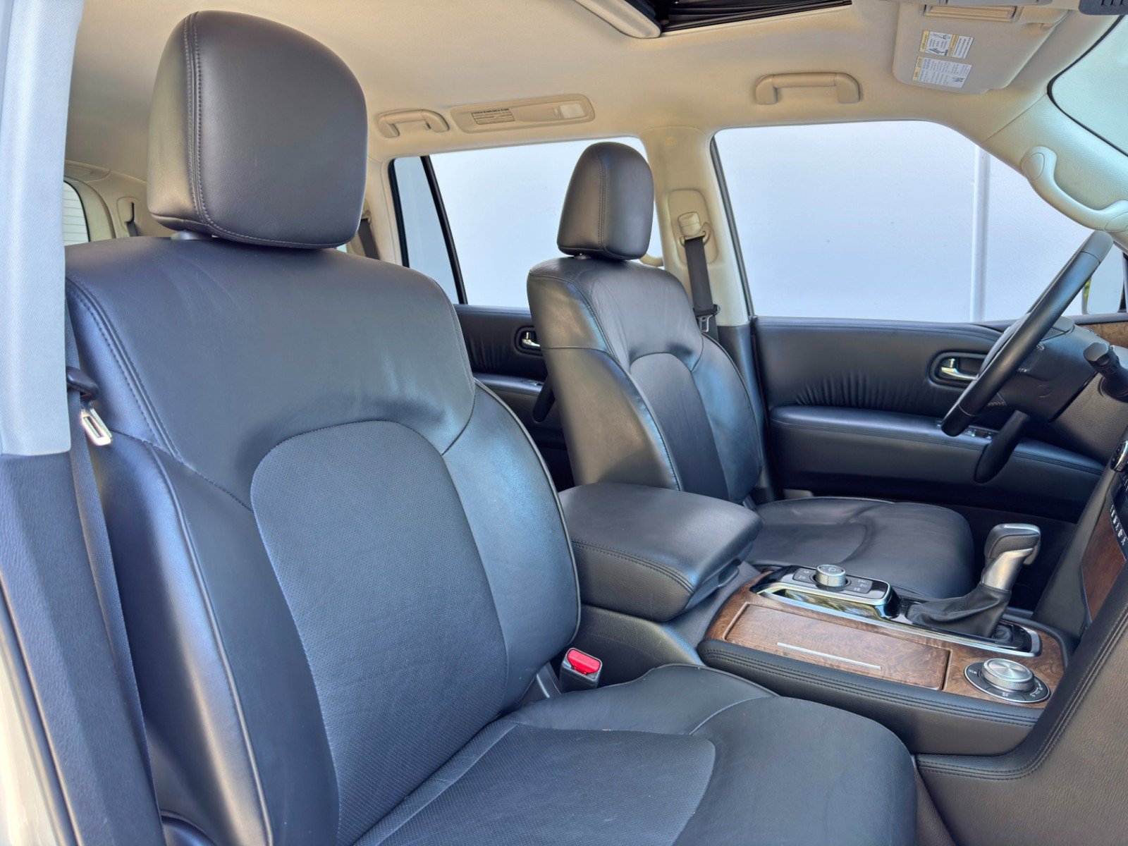 Used 2021 Nissan Armada SL w/ Captain's Chairs Package AWD/4WD image 40
