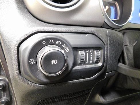 Used 2021 Jeep Wrangler Unlimited Sport S image 22