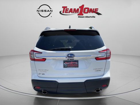 Used 2023 Subaru Ascent Limited AWD/4WD image 7
