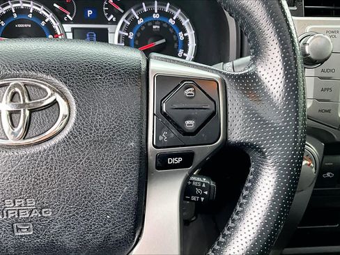 Used 2016 Toyota 4Runner SR5 Premium image 23