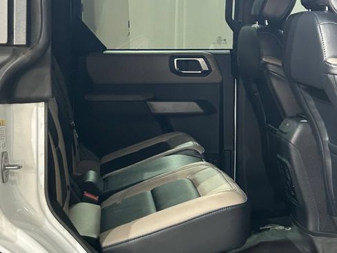 Used 2023 Ford Bronco Wildtrak AWD/4WD image 63