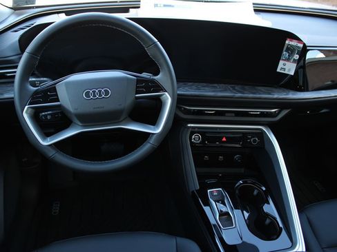 New 2025 Audi Q5 Premium Plus image 10