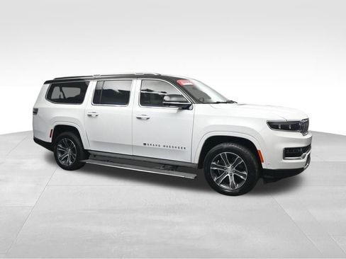 Used 2024 Jeep Grand Wagoneer L 4WD image 7