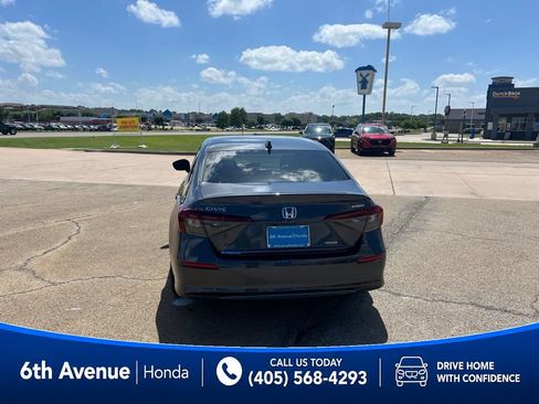Certified 2025 Honda Civic Sport image 6
