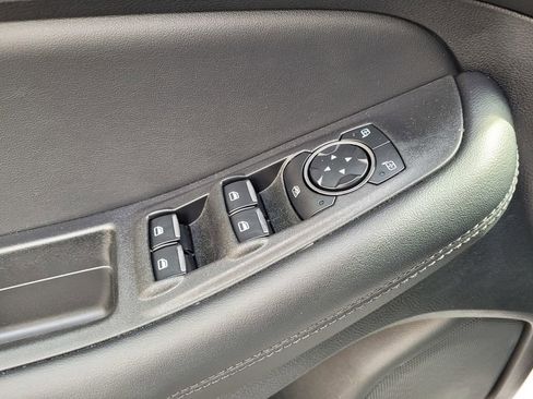 New 2024 Ford Edge SE w/ Black Appearance Package image 38