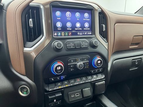 Used 2022 Chevrolet Silverado 1500 High Country w/ Technology Package AWD/4WD image 26