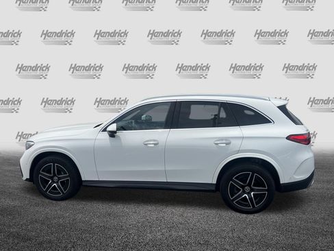 Used 2025 Mercedes-Benz GLC 300 4MATIC image 7