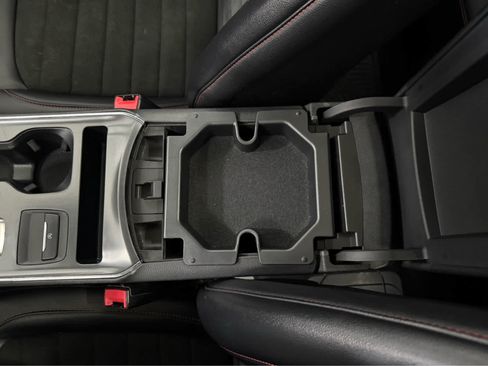 Used 2022 Ford Edge ST-Line w/ Class II Trailer Tow Package image 22