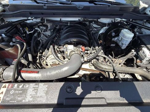 Used 2018 GMC Sierra 1500 SLT w/ All Terrain X Package AWD/4WD image 24