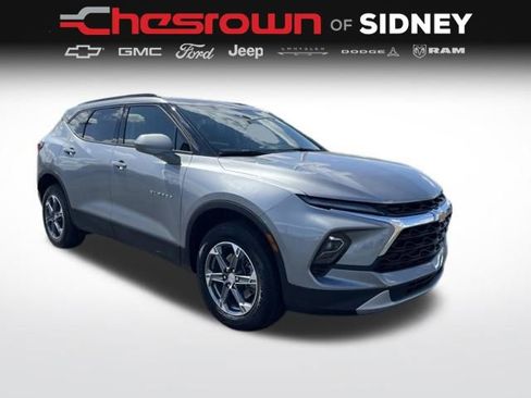 Used 2024 Chevrolet Blazer LT w/ Convenience Package FWD image 3