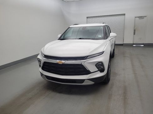Used 2024 Chevrolet Blazer LT w/ Convenience Package FWD image 15