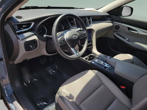 Certified 2025 INFINITI QX50 Luxe AWD/4WD image 11