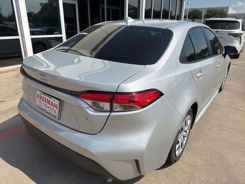 Used 2024 Toyota Corolla LE FWD image 7