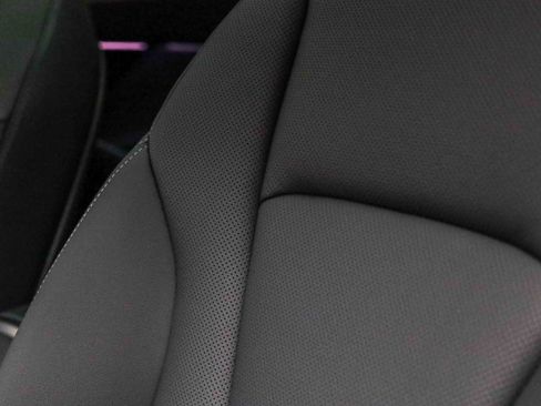 New 2026 Audi Q8 Premium Plus image 24