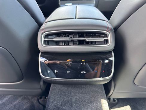 Used 2025 Genesis G80 3.5T Sport Prestige image 18