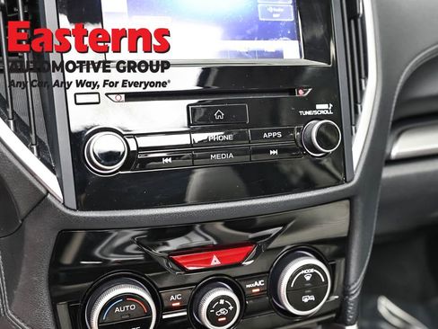 Used 2022 Subaru Forester Premium AWD/4WD image 21