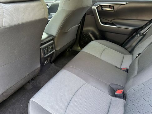 Certified 2025 Toyota RAV4 XLE AWD/4WD image 12
