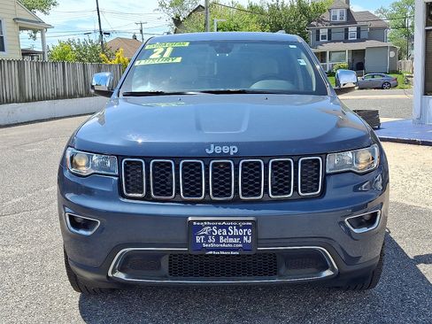 Used 2021 Jeep Grand Cherokee Limited AWD/4WD image 2