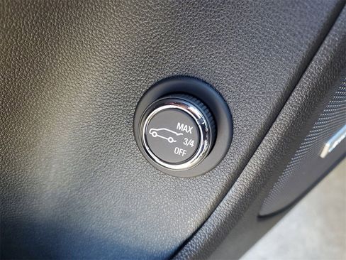 Used 2025 Chevrolet Blazer RS w/ Driver Confidence II Package image 17