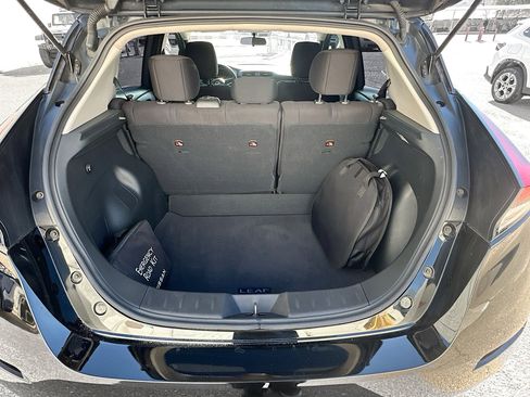 Used 2024 Nissan Leaf S image 27