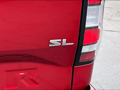 Certified 2024 Nissan Frontier SL RWD image 24