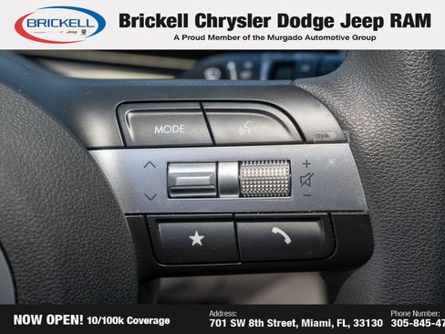 Used 2025 Hyundai Tucson SE image 30